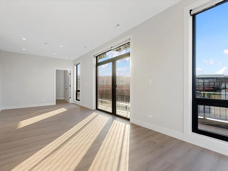 KDG Irving Park LLC — Photo 9