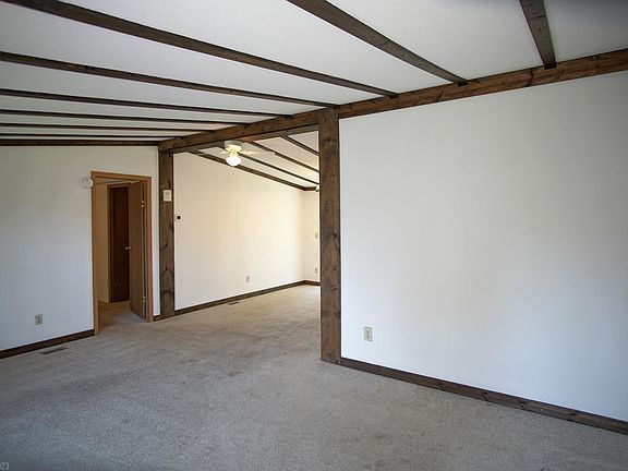 3rd image of 505 Quesenberry St