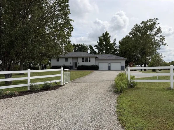 16409 E 289th St, Harrisonville, MO 64701
