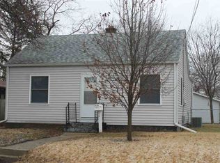 1207 S Nevada Ave, Davenport, IA 52802
