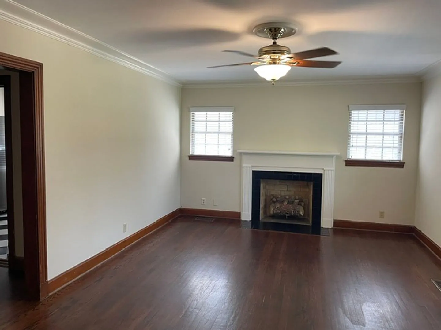 1723 5th Ave - Close to campus & Bryant-Denny Stadium — Photo 2