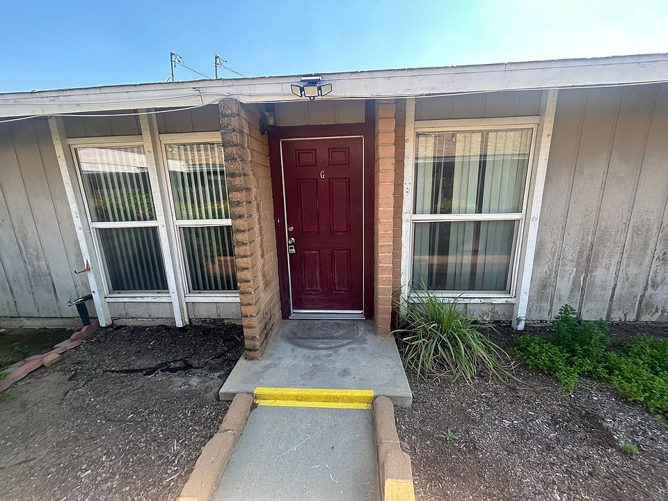 1st image of 935 Minnewawa Ave APT G
