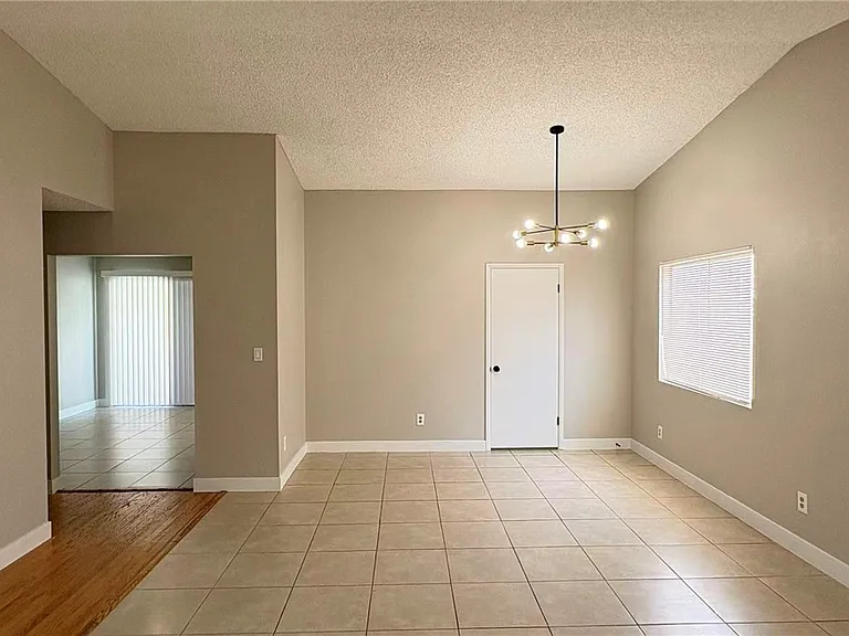 4325 Newcastle Rd #0 — Photo 6