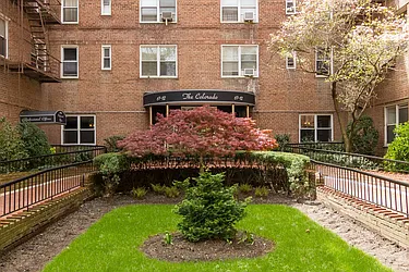 Sold by Remax City Square