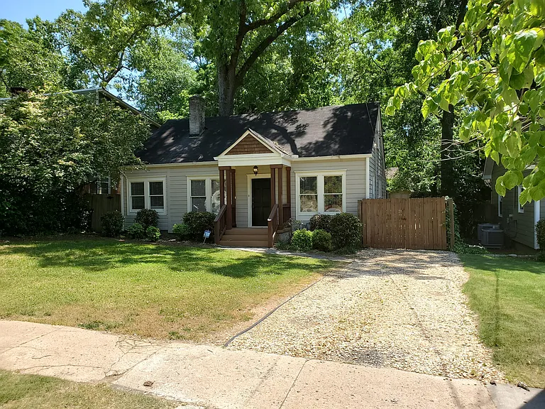 2747 Arbor Ave SE — Photo 2