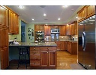 4th image of 1939 Sherman Ave APT 2E