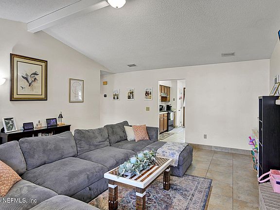 5th image of 12977 BEAUBIEN Road