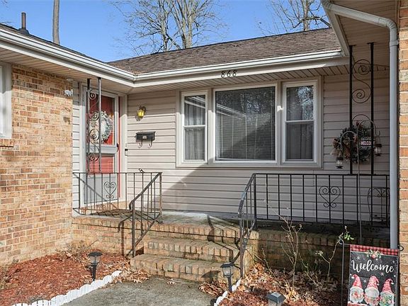 4th image of 868 Costigan Drive