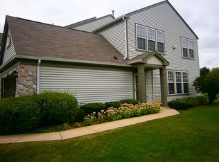 3313 Bromley Ln, Aurora, IL 60502