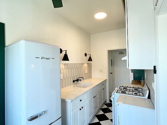 5th image of 4453 W 4th St #308