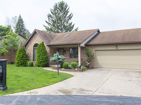 2nd image of 523 Victoria Ct