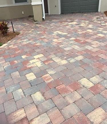 2nd image of 250 Monaco Pl