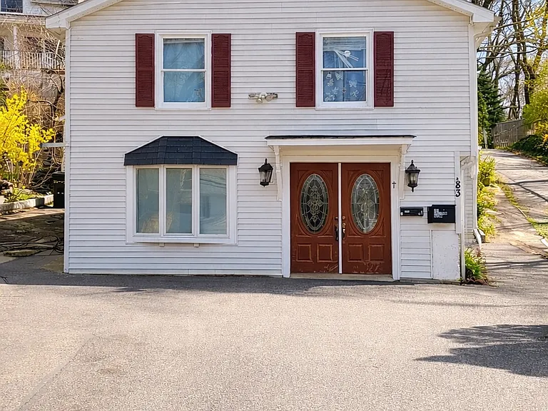 183 Forest St — Photo 18
