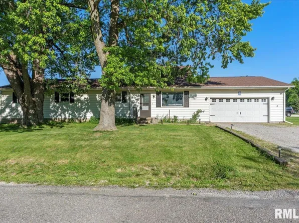 6248 Mill St, Pleasant Plains, IL 62677