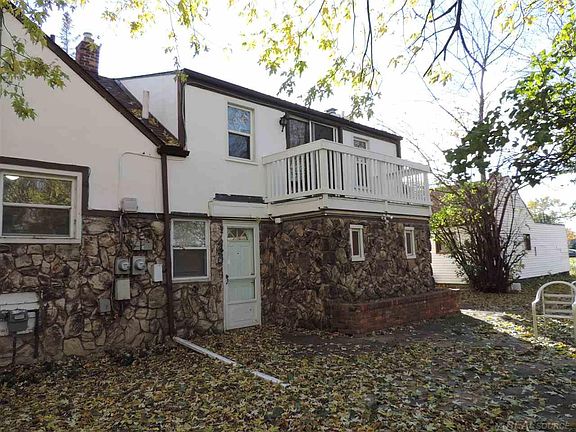 5th image of 30503 Park St