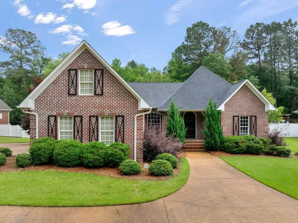 3135 Boardwalk Cir, Jasper, AL 35504