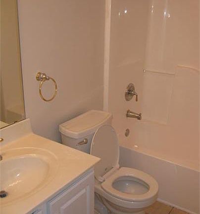 5th image of 175 Lake Dr