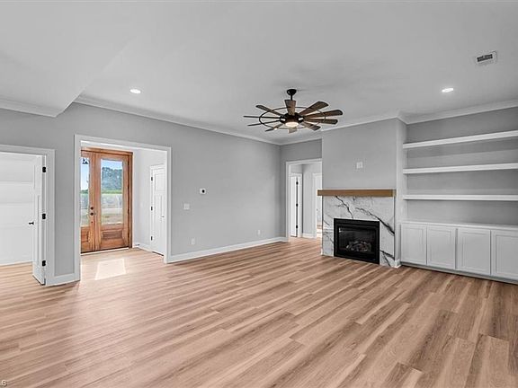 5th image of 156 Greenhill Rd