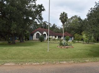 7825 County Rd, Damon, TX 77430