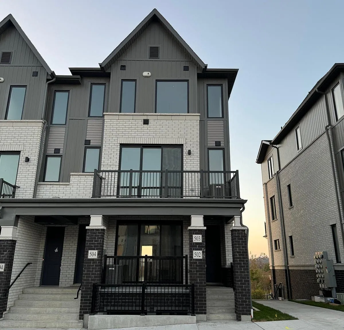2 bed, $2,250 — Photo 1