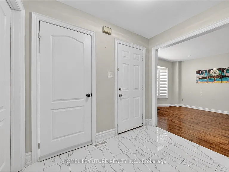 37 Elson St #UPPER — Photo 5