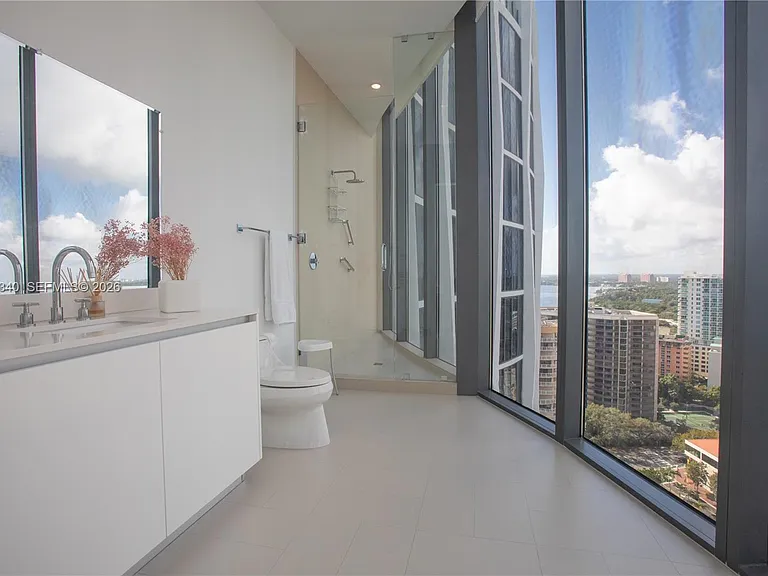 2821 S Bayshore Dr #20D — Photo 20