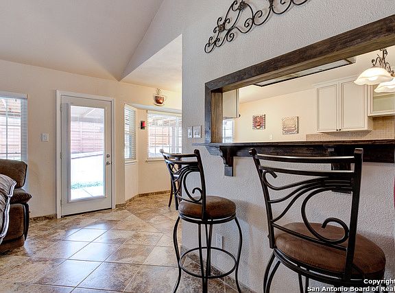 5th image of 1219 Tideland St