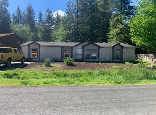 12901 NW Overland Trl, Bremerton, WA 98312