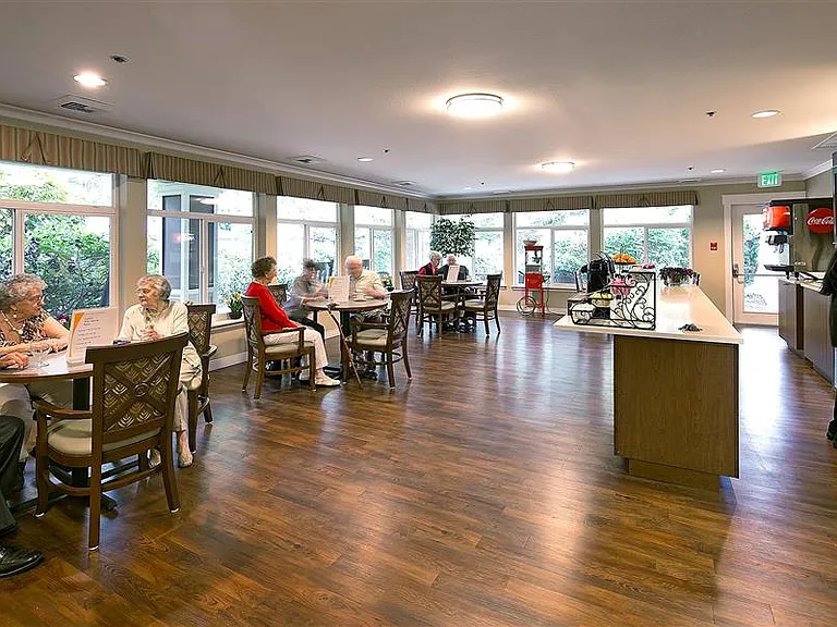 Windsor Square Retirement Community — Photo 15