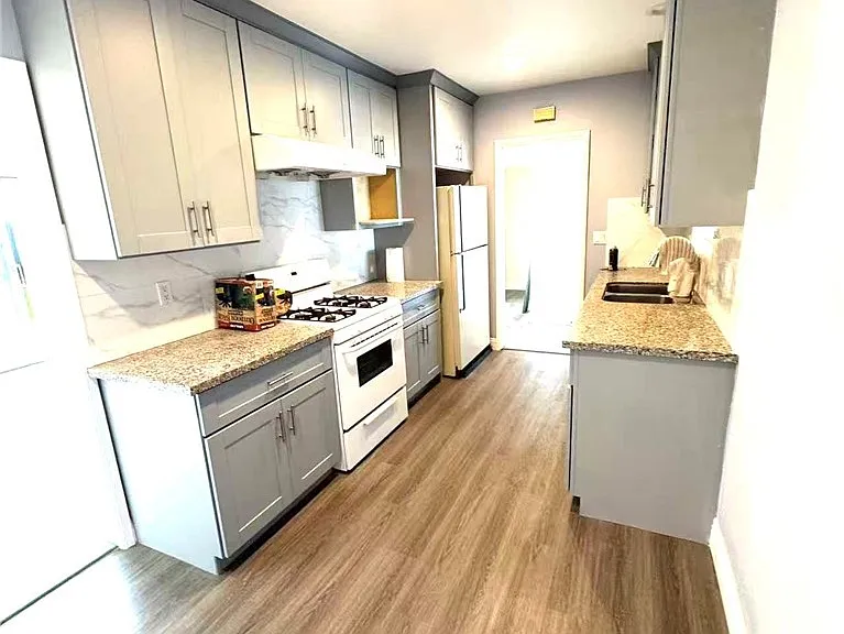 5125 N Nearglen Ave — Photo 6