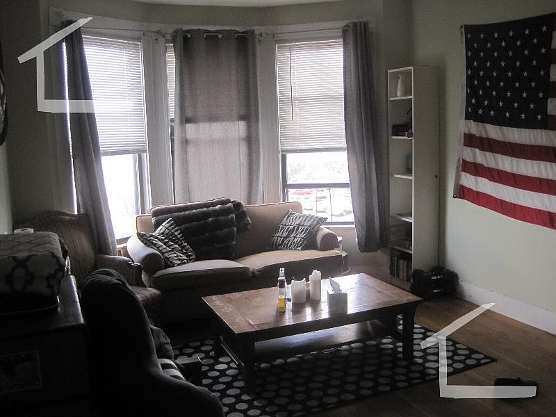 2nd image of 308 Washington St #Smn05