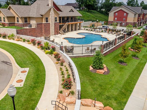 Liberty Pool and Landscape