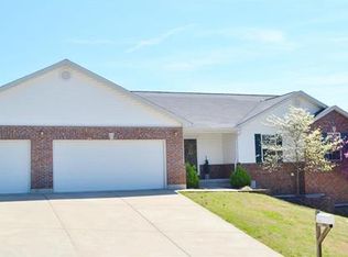 2110 Monty Vw, Washington, MO 63090