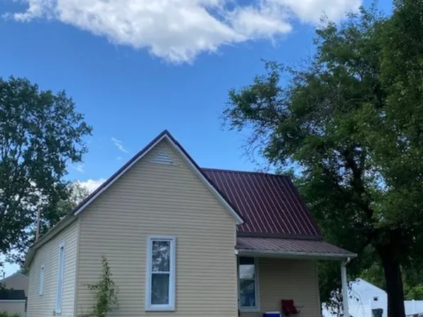 909 E Vincennes St, Linton, IN 47441