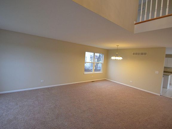 4th image of 1824 Arbor Falls Dr