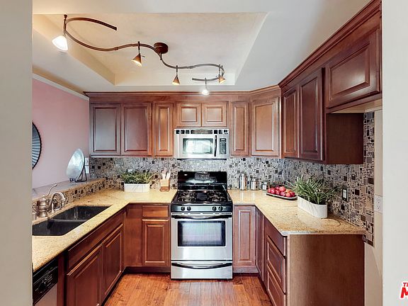 5th image of 1444 Brett Pl Unit 50