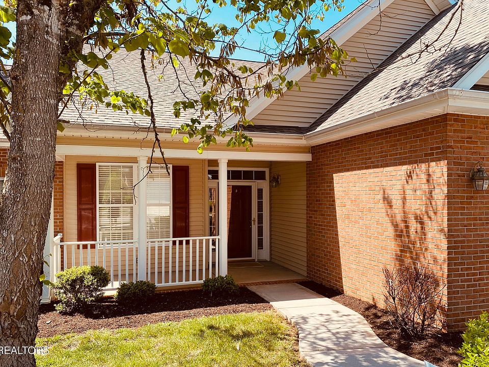 1st image of 119 Devanshire Ct