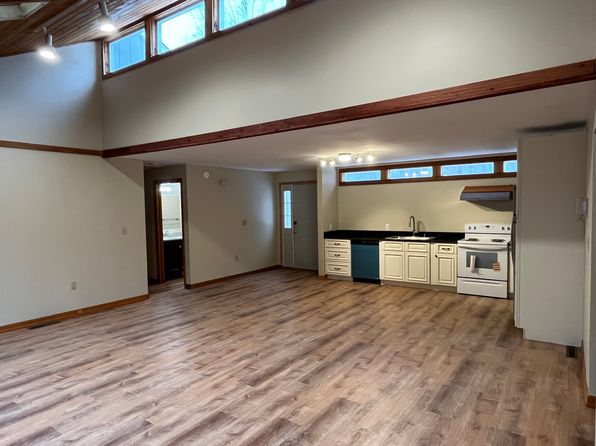 (undisclosed Address)