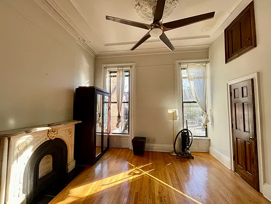 Rented by A P Realty Group NY LTD | media 5
