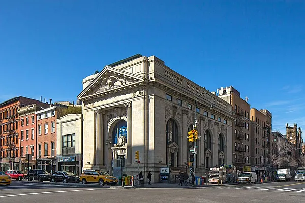 Sold by Town Residential | media 16