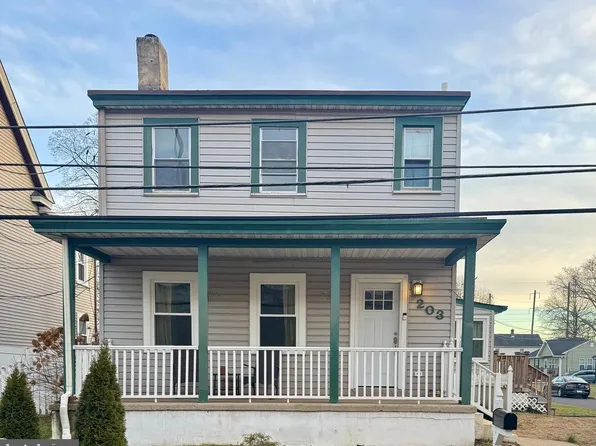 203 Moreau St #B, Morrisville, PA 19067