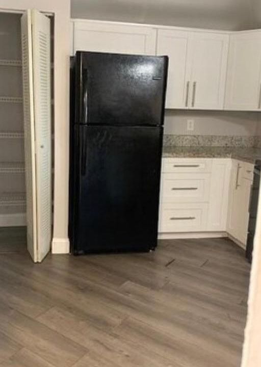 1st image of 840 Independence Dr APT B