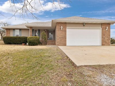 846 S Linden Avenue, Sparta, MO, 65753