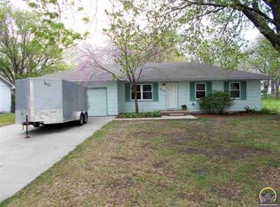 724 Sunrise Dr, Emporia, KS 66801