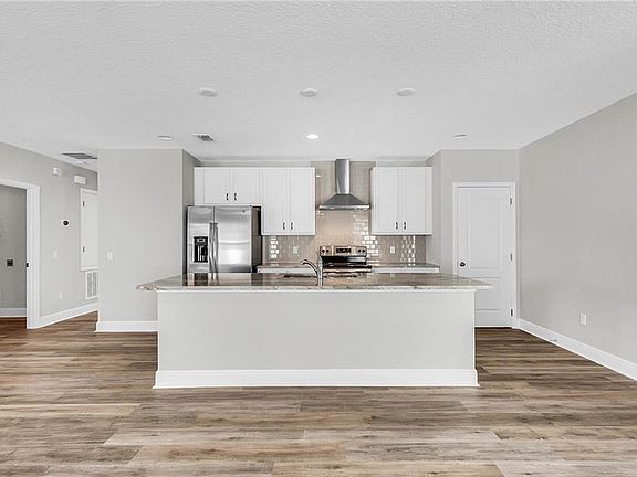 5th image of 2930 Siesta View Dr