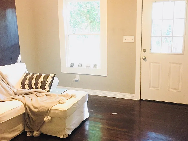 2220 W Huisache Ave — Photo 11