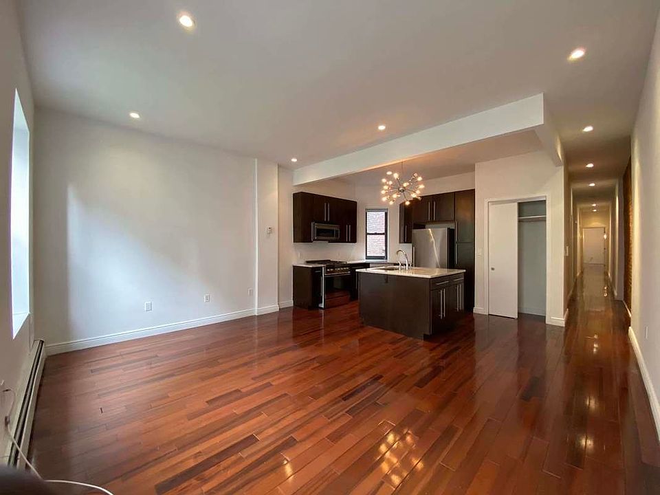 1st image of 163 W 80th St #F5