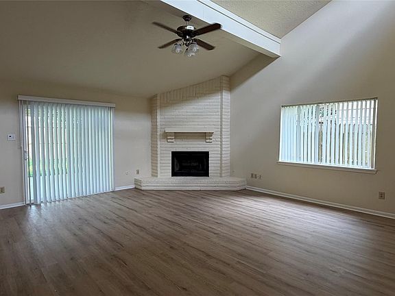 4th image of 11614 Inga Ln