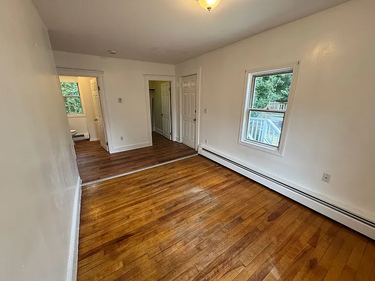 67 Moore St — Photo 11
