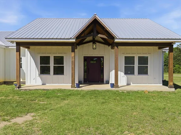 2887 Magnolia Blossom Ln, Marianna, FL 32446